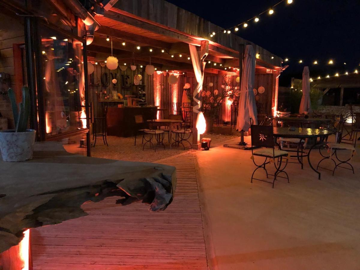 Lodges En Provence - Ecogites & Restaurant Insolites Richerenches Екстер'єр фото